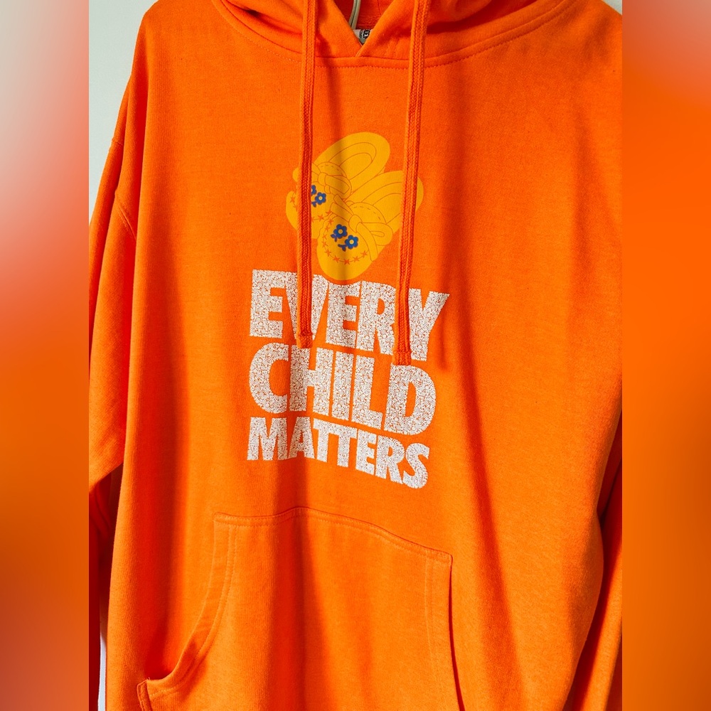 Orange Shirt OKEMA Drezus Every Child Matters Sweatshirt Hoodie New L - Picture 3 of 7